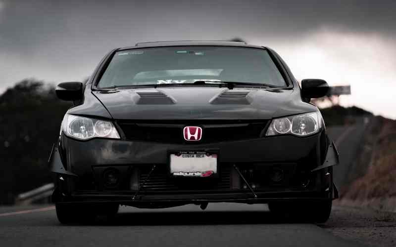 Does Honda Civic DX Have VTEC