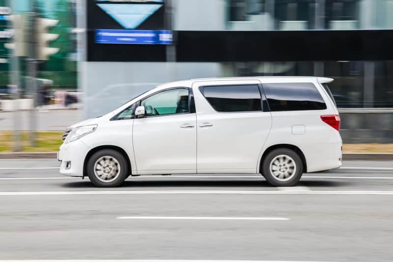 Toyota Vellfire Is So Expensive