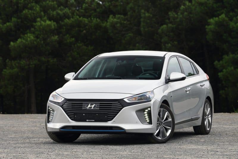 Does Hyundai Ioniq Come With A Charging Cable