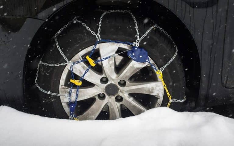 This Is How Many Inches Of Snow Requires Chains!